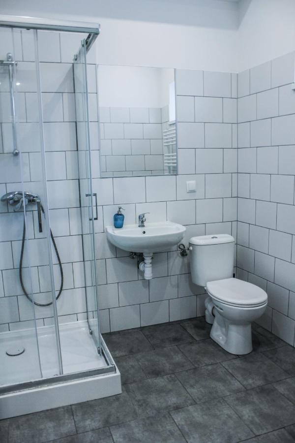 Baba Hostel Kalisz  Bagian luar foto