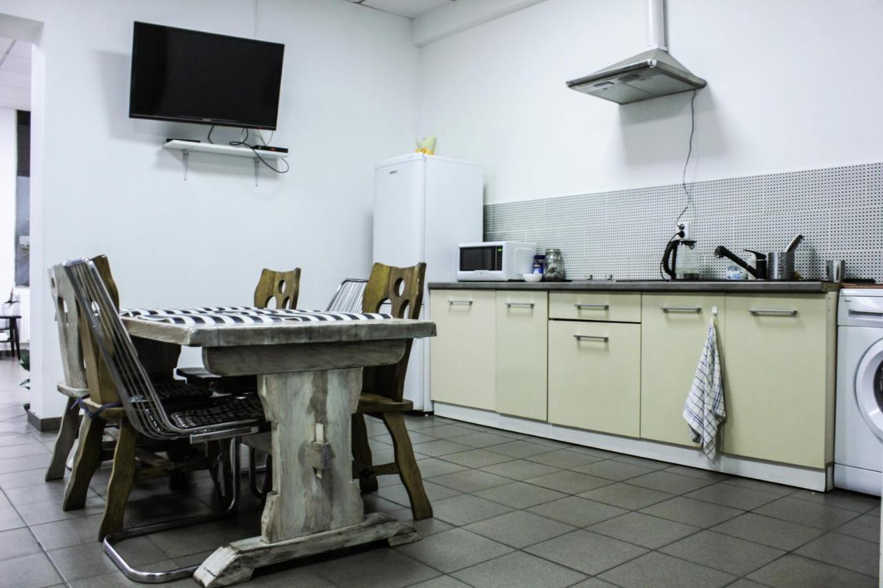 Baba Hostel Kalisz  Bagian luar foto